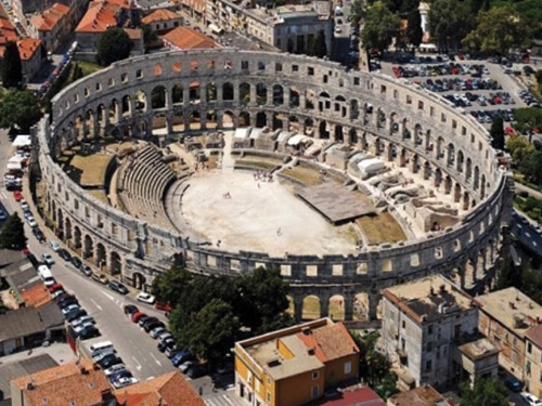 Das Amphitheater Arena in Pula